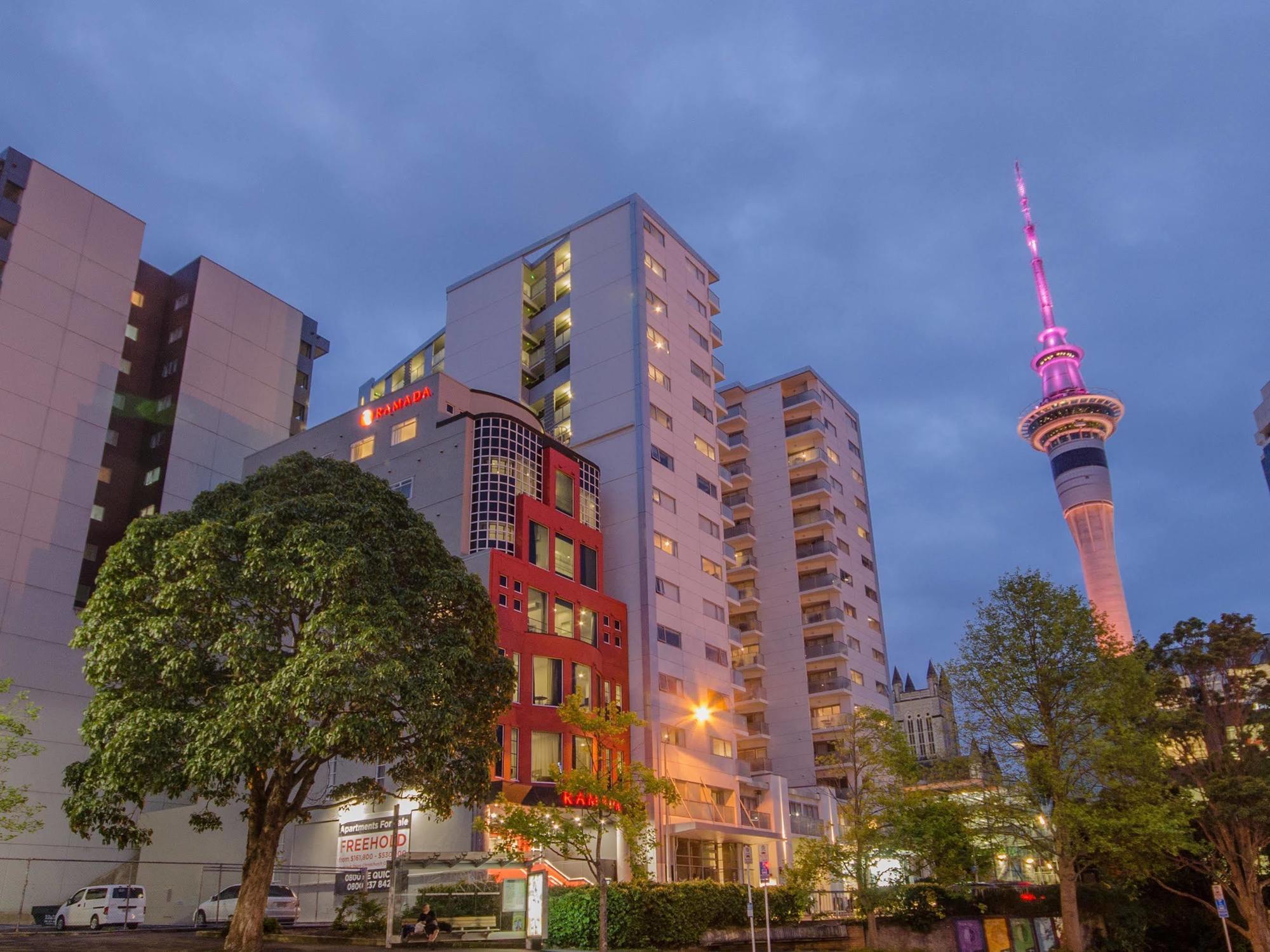 Ramada Suites By Wyndham Auckland - Federal Street Exterior foto